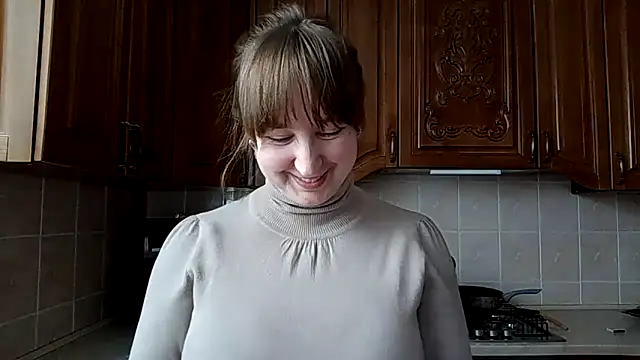 MaroonMoon  online show from 04.09.26