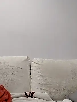 Snapshot of canariamorbosa chatting on 10.22.25 canariamorbosa online show from 10.22.25