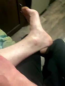 Snapshot of Unknownstepbrother chatting on 09.22.25 Unknownstepbrother online show from 09.22.25