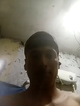 Snapshot of Bebicho14 chatting on 11.08.25 Bebicho14 online show from 11.08.25