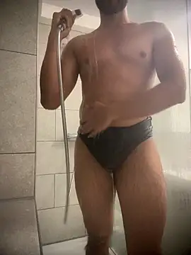 Snapshot of shiitposter_male chatting on 12.22.25 shiitposter male online show from 12.22.25