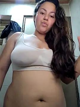 Snapshot of camila-titis chatting on 09.14.25 camila-titis online show from 09.14.25