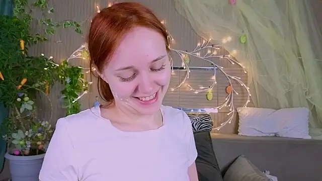 Snapshot of PollyVinice chatting on 04.12.26 PollyVinice online show from 04.12.26