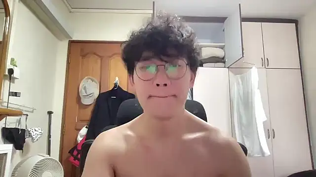 Passionatetwink2 online show from 03.05.26