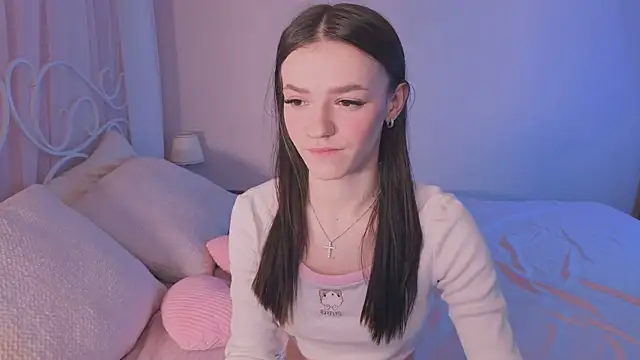 E l i z e  online show from 11.18.25