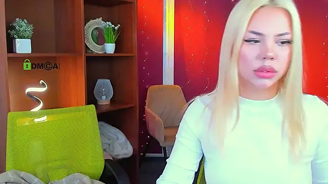 mila glow1 online show from 03.16.26