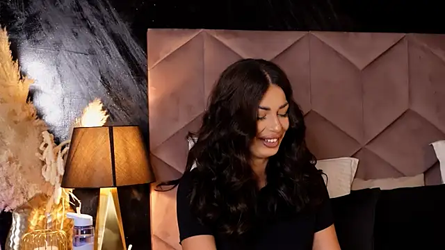 EvaRhea online show from 09.25.25