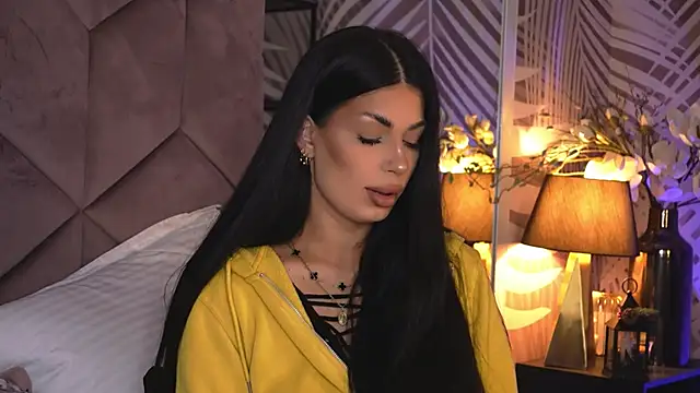 EvaRhea online show from 02.03.26