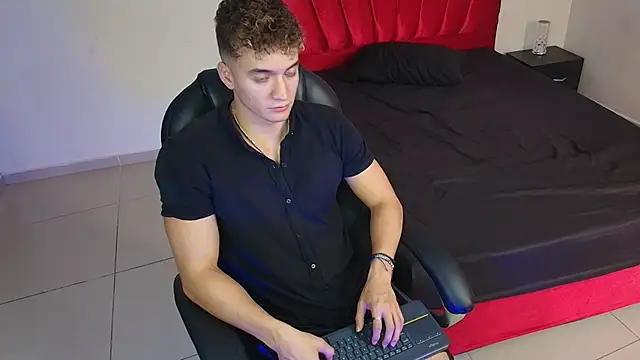 paull george online show from 10.31.25