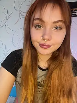 LunaMillie online show from 02.26.26