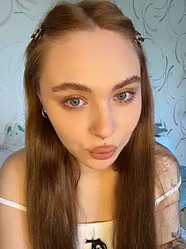 LunaMillie online show from 06.06.26