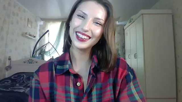 RuxaShade online show from 10.06.25