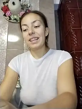 LenaBloomy online show from 10.07.25