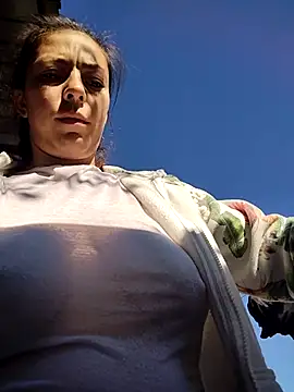 LenaBloomy online show from 10.19.25