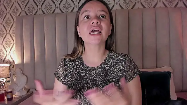 Sky Junne online show from 03.24.26