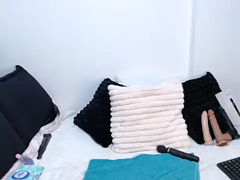 Zaira sweet online show from 01.07.26