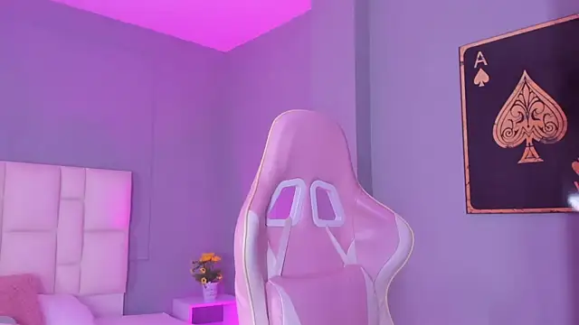 Snapshot of SammyRose_ chatting on 03.03.26 SammyRose online show from 03.03.26