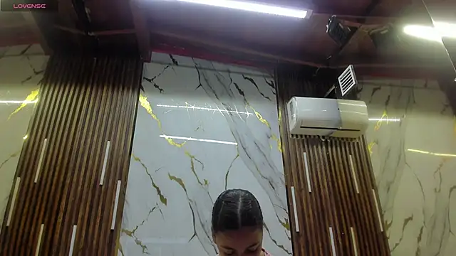 VictoriaDuart online show from 03.26.26