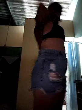 Snapshot of Lizth_sex chatting on 10.22.25 Lizth sex online show from 10.22.25