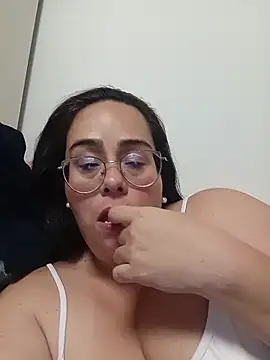 Snapshot of AnastaciaBlues chatting on 02.04.26 AnastaciaBlues online show from 02.04.26