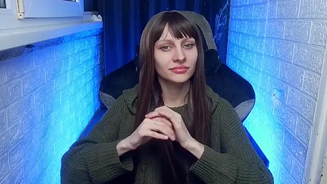 Snapshot of girlfriend_night17 chatting on 11.04.25 girlfriend night17 online show from 11.04.25