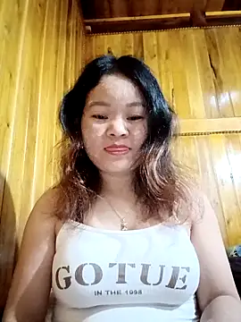 Snapshot of ctm-cute chatting on 04.23.26 ctm-cute online show from 04.23.26