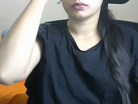 Snapshot of SexyNeylar chatting on 12.03.25 SexyNeylar online show from 12.03.25