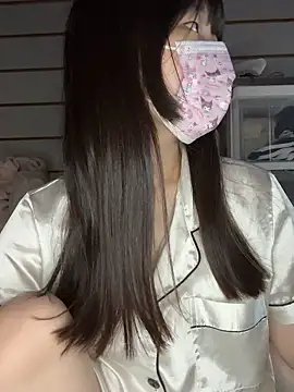 Snapshot of xx_Ojou_xx chatting on 12.22.25 xx Ojou xx online show from 12.22.25