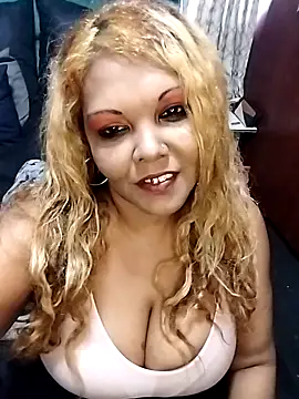 hemilynthomas2467 online show from 12.19.25