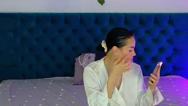 LexieRosse online show from 11.13.25