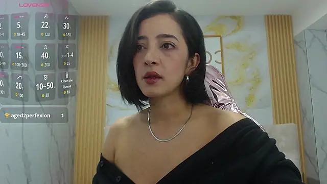 sara lopez s online show from 11.24.25