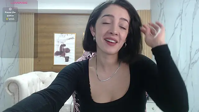 Snapshot of sara_lopez_s chatting on 03.11.26 sara lopez s online show from 03.11.26