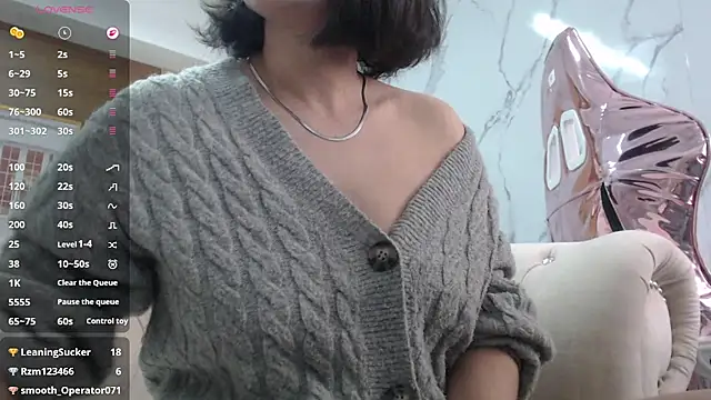 Snapshot of sara_lopez_s chatting on 03.25.26 sara lopez s online show from 03.25.26