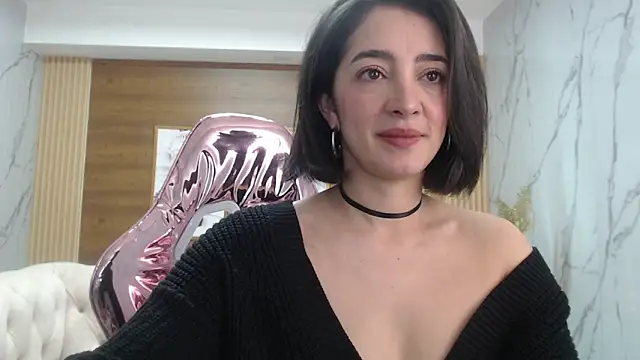 Snapshot of sara_lopez_s chatting on 03.29.26 sara lopez s online show from 03.29.26