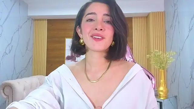 Snapshot of sara_lopez_s chatting on 08.04.26 sara lopez s online show from 08.04.26