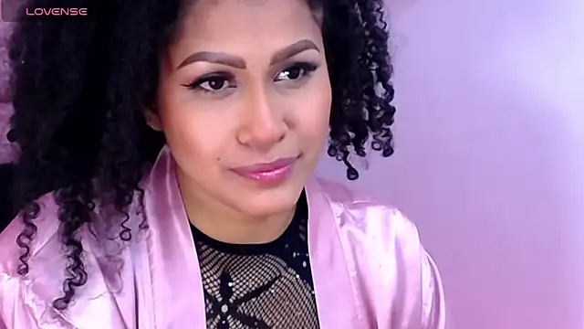 Snapshot of AYSHA_WATSON chatting on 10.17.25 AYSHA WATSON online show from 10.17.25