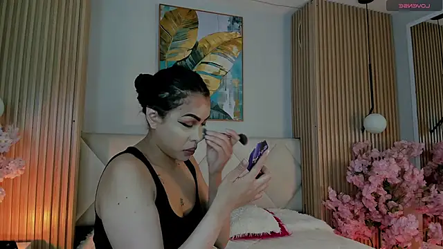 Snapshot of Mila_Hank_ chatting on 04.29.26 Mila Hank online show from 04.29.26