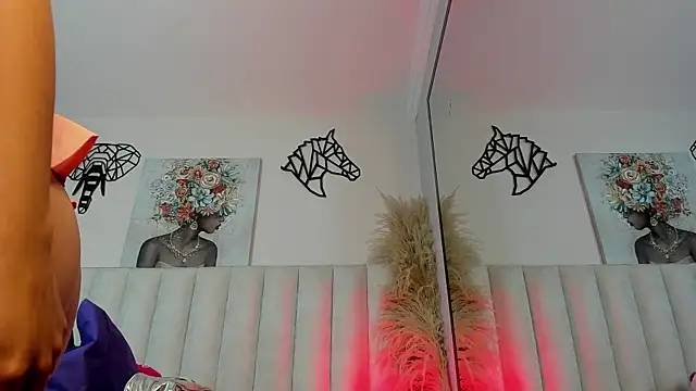 Annie  2 online show from 11.05.25