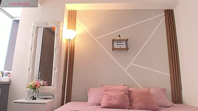 Little ginger online show from 09.26.25