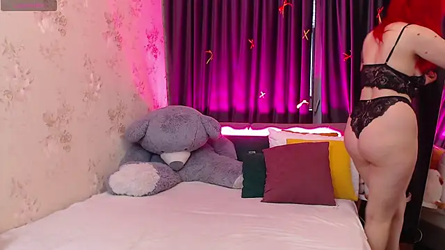 Nina Blum  online show from 01.12.26