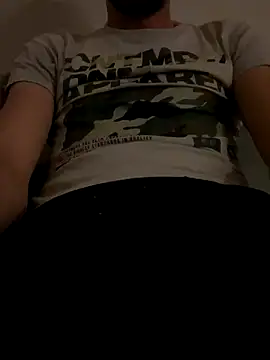 Snapshot of bmwe71 chatting on 09.11.25 bmwe71 online show from 09.11.25