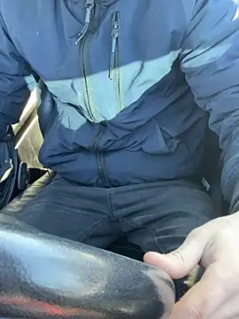 Snapshot of bmwe71 chatting on 03.06.26 bmwe71 online show from 03.06.26