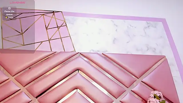 Snapshot of IvannaWord chatting on 09.20.25 IvannaWord online show from 09.20.25