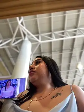 Snapshot of Sophie_Dreamss chatting on 01.17.26 Sophie Dreamss online show from 01.17.26