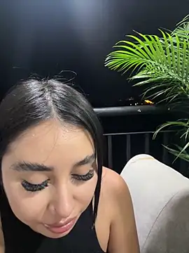 Snapshot of Sophie_Dreamss chatting on 02.03.26 Sophie Dreamss online show from 02.03.26