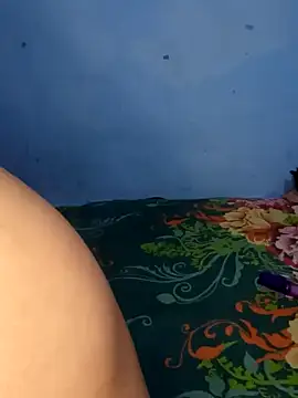 Jennifer Squirt online show from 10.08.25