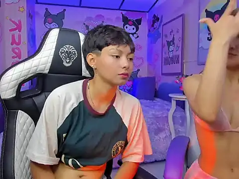 Snapshot of tefi_meow chatting on 10.04.25 tefi meow online show from 10.04.25