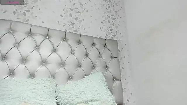 michelle perla online show from 11.08.25