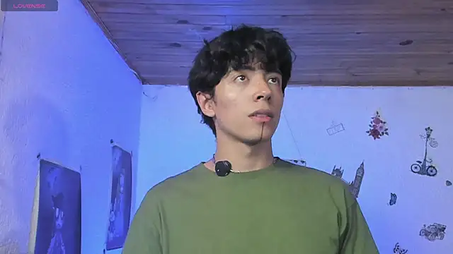 Dani Lips  online show from 09.22.25