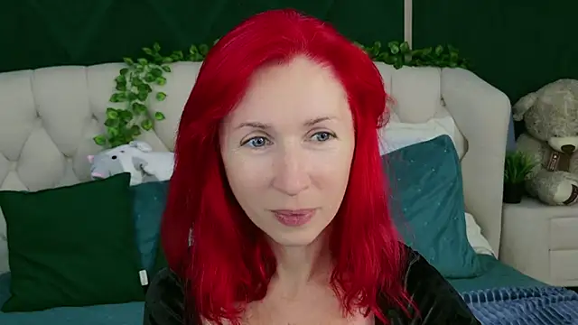 Snapshot of Sofia_Lix chatting on 09.16.25 Sofia Lix online show from 09.16.25